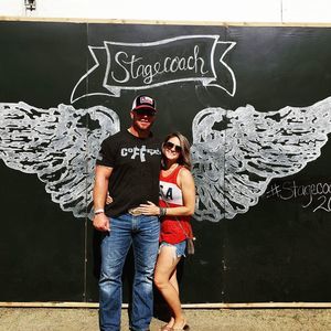 Meet your Posher, Caitlin